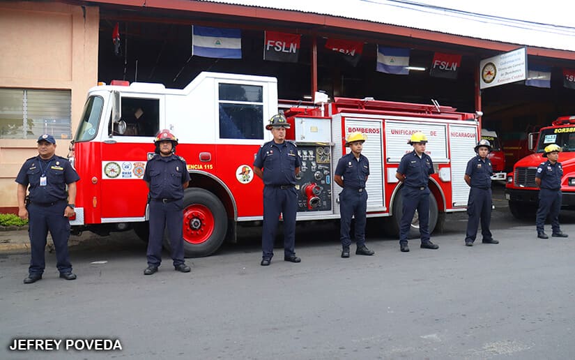BOMBEROS